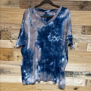 BomBom size 2X Buttery Soft Stretchy Oversized Blue Tie-Dye V-neck Blouse